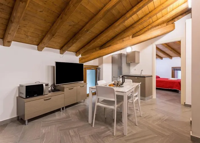 아파트 Giulia 아르제뇨